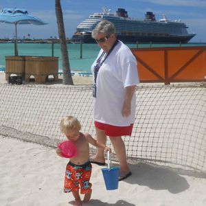 Meet your Posher, Joyce